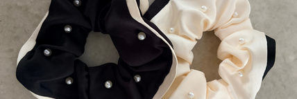 Satin scrunchies with pearl accents in black and white — Grands chouchous en satin avec perles, noir et blanc, Reyca