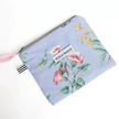 Pochette zippée florale bleue faite main