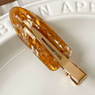 Glossy amber tortoise shell acrylic hair clip, gold-tone, 6 cm, set of 2 — Pince à cheveux en acrylique écaille ambrée brillante, dorée, 6 cm, lot de 2, Reyca
