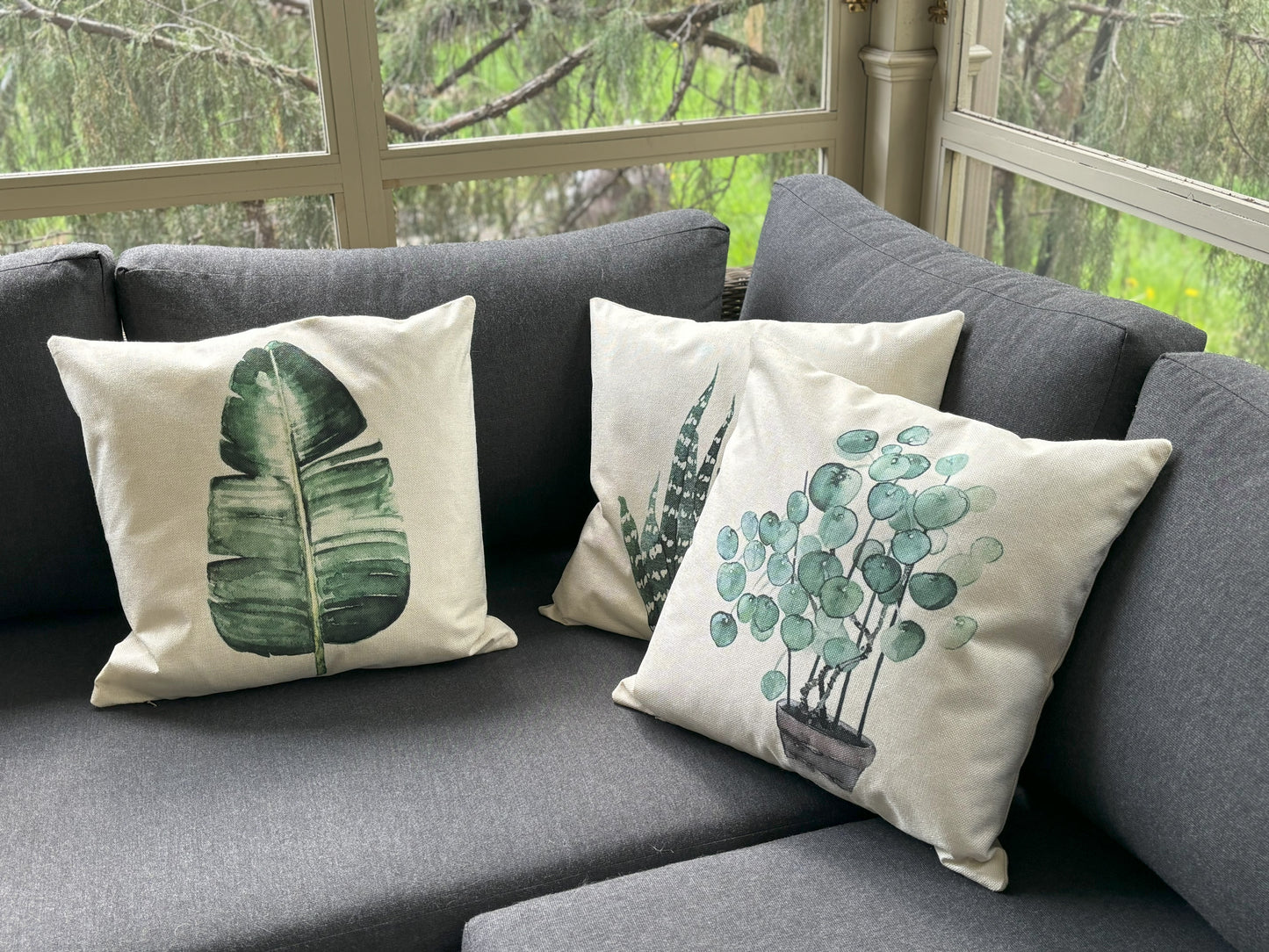 Tropical cushions