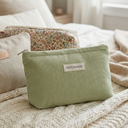 Trousse de maquillage en velours côtelé vert