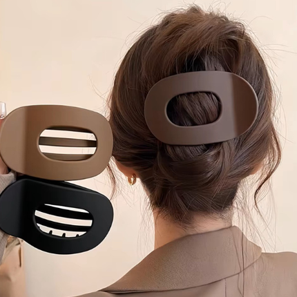 Oval matte hair clip - Black