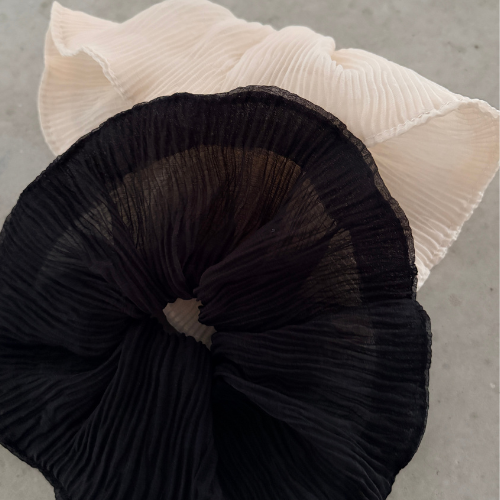 Oversized Korean Pleated Scrunchie - Black