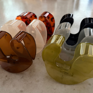 U-Shape Hair Claw Clip- Translucent White