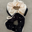 Chouchou en satin avec perles