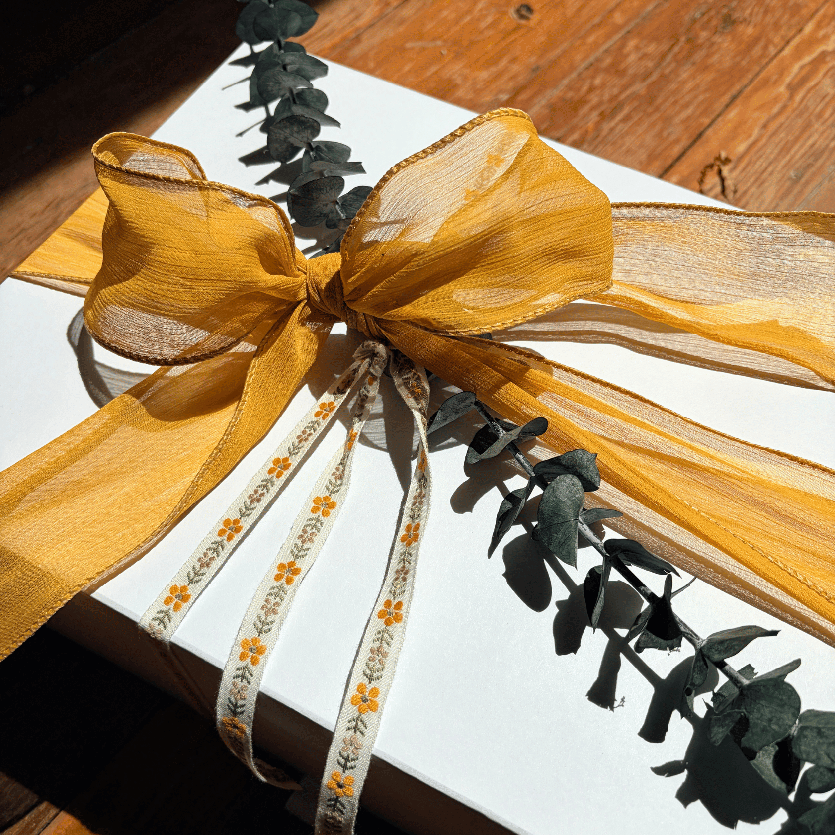 TT Corporate & Closing Gift Boxes