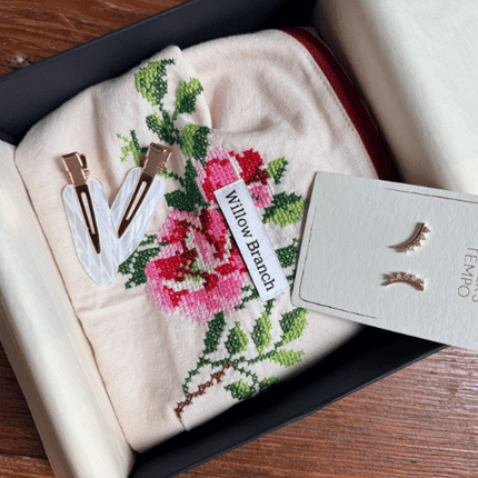 Pouch & Earrings Gift Box – Handmade Pouch, Climber Earrings & Hair Clips