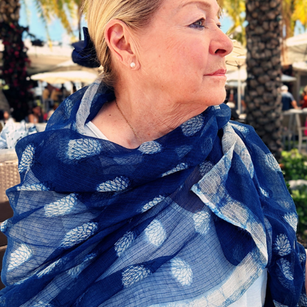  Foulard en coton Lotus Kota — Imprimé indigo à la main